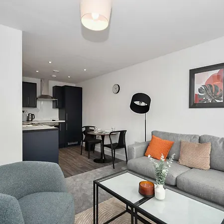 Modern 1 Bedroom In Apartamento